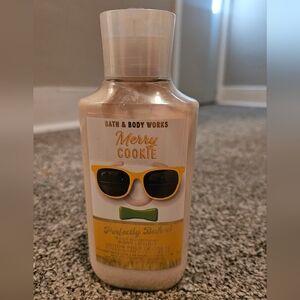 Bath & Body Works Merry Cookie Body Lotion
